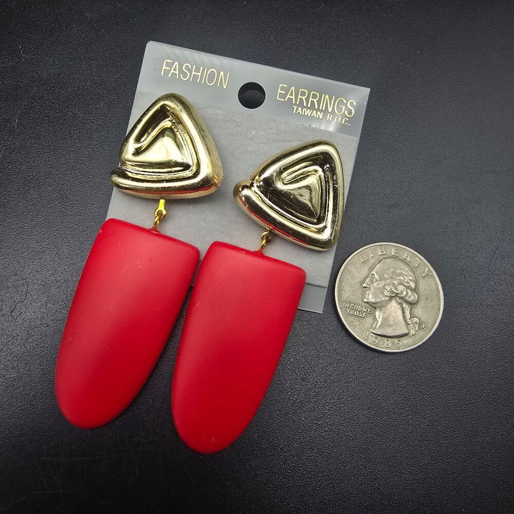 Gold Tone Red Triangular Door Knocker Earrings Vintage 1980s Statement NOS NWT - Picture 2 of 3